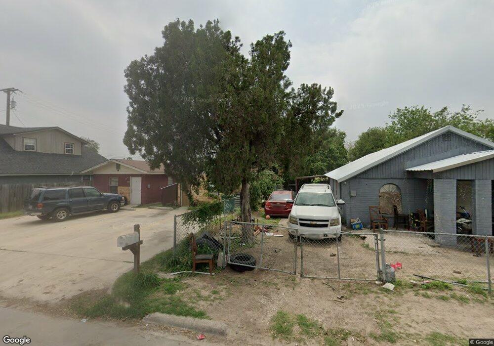 709 W Clark Ave, Pharr, TX 78577 - photo 1