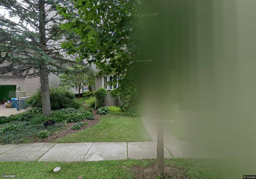 612 S Hawthorne Ave, Elmhurst, IL 60126 - photo 1