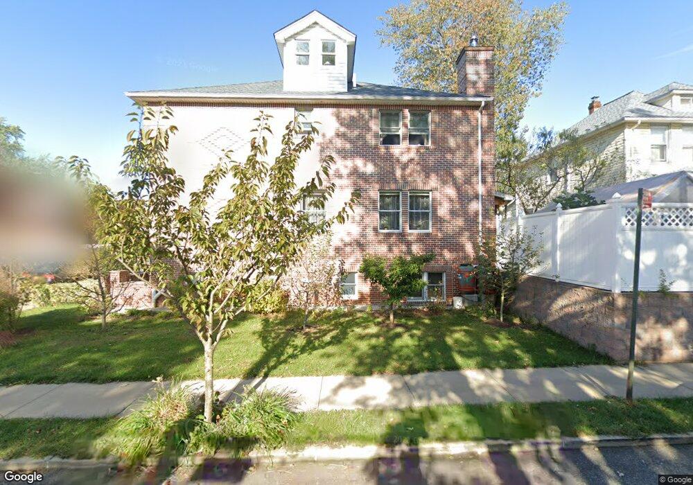 29-82 Melrose Ave, Staten Island, NY 10301 - photo 1