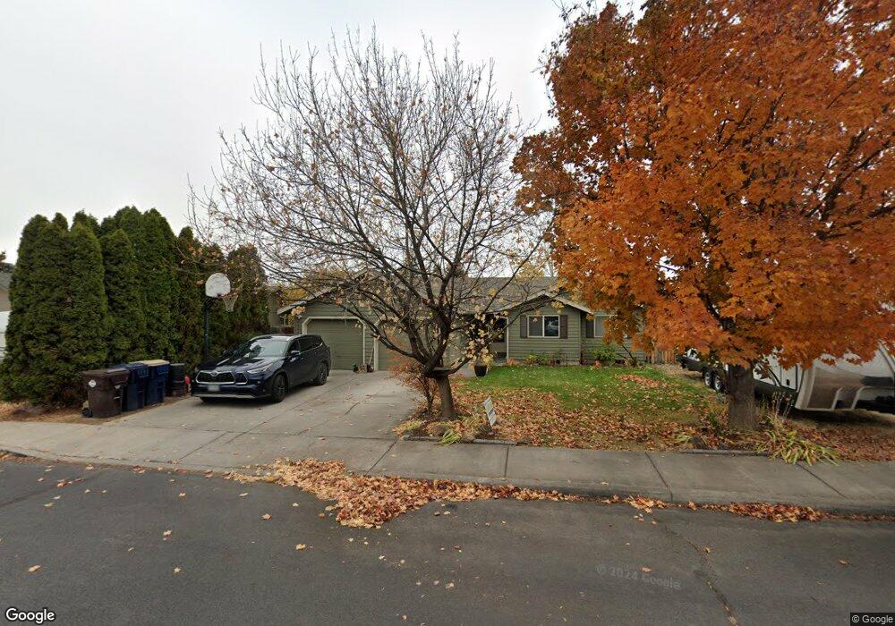 2550 SW Fissure Loop, Redmond, OR 97756 - photo 1