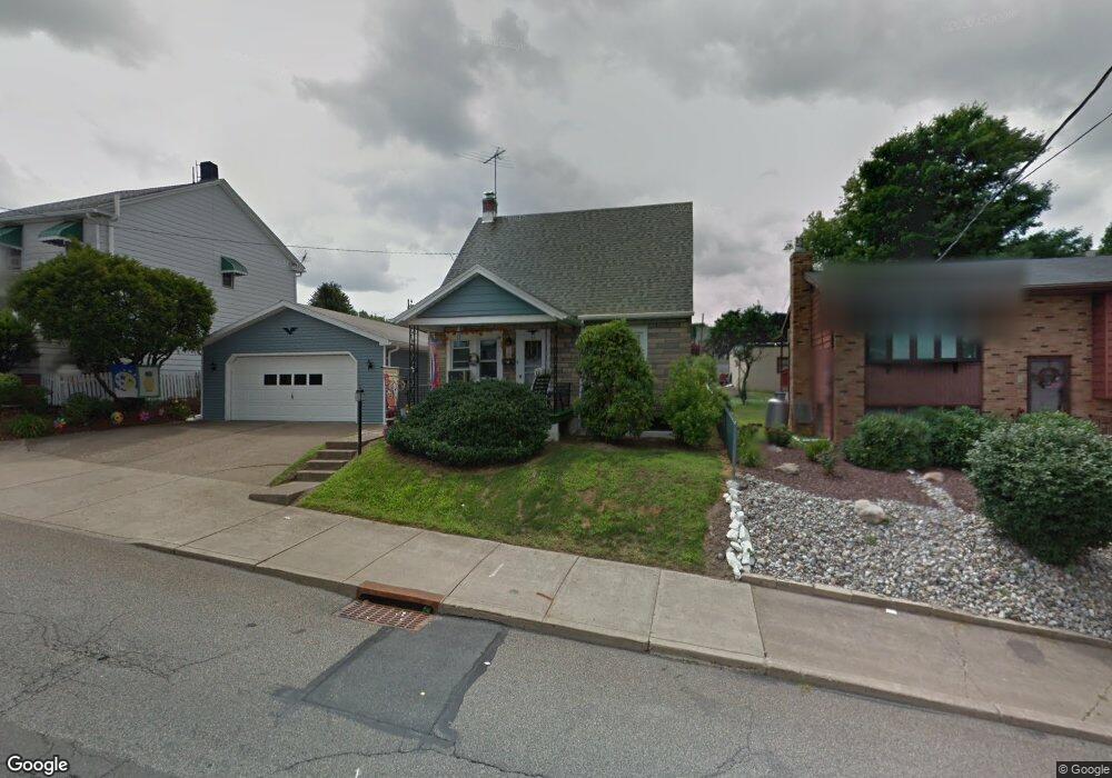 918 N Laurel St, Hazleton, PA 18201 - photo 1