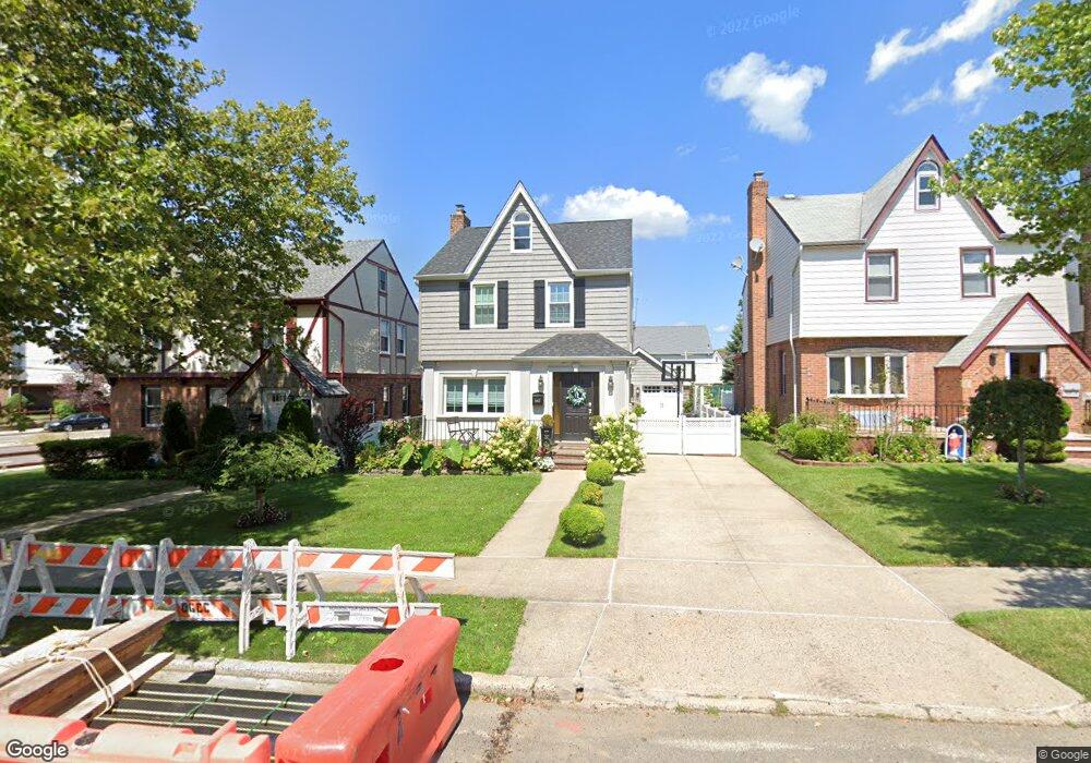 19907 24th Ave, Whitestone, NY 11357 - photo 1