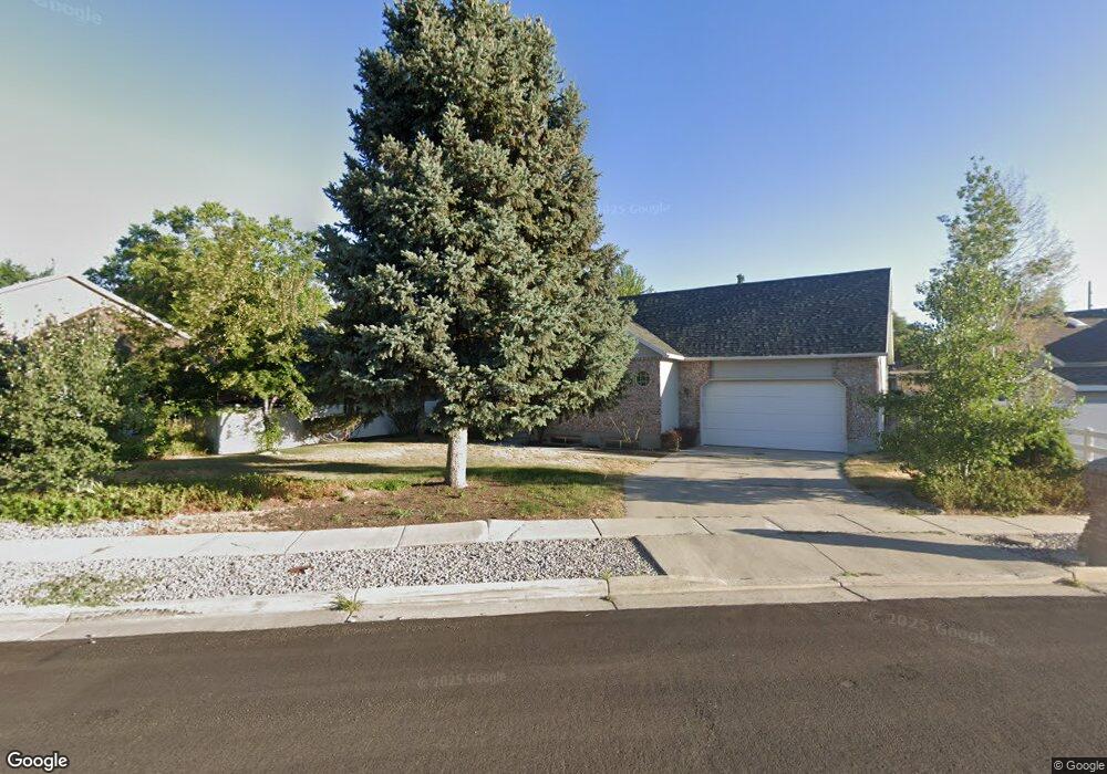 948 E White Pine Way, Sandy, UT 84094 - photo 1