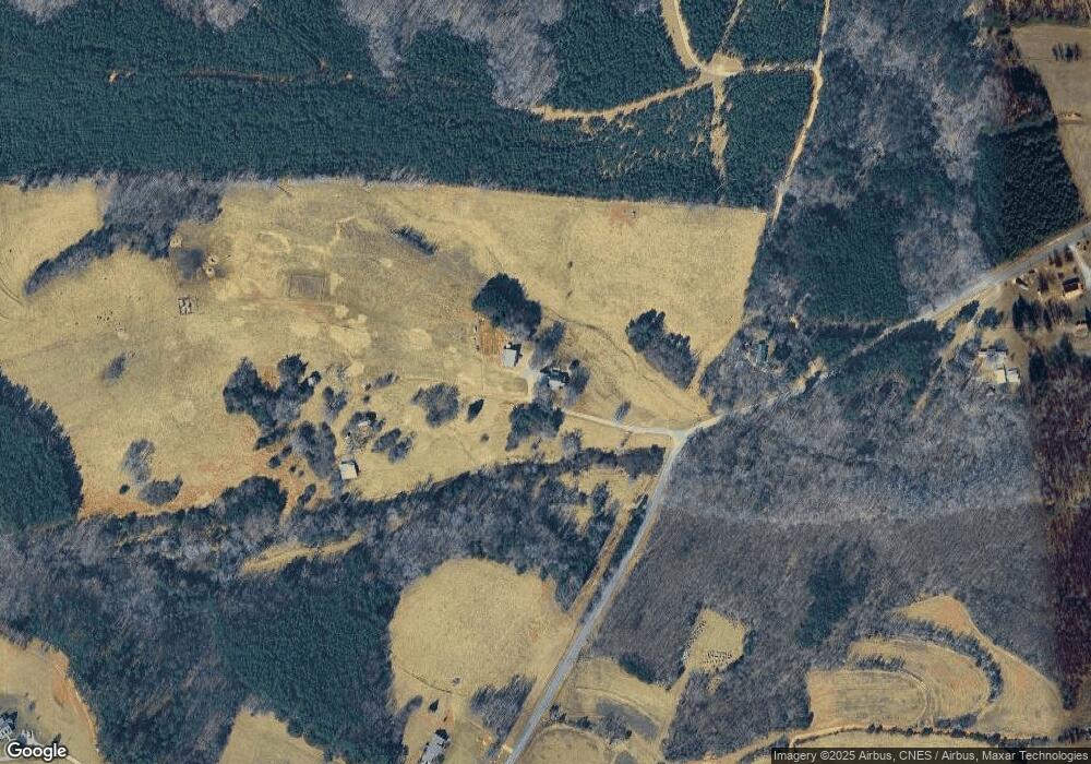 1084 Barn Rd, Callands, VA 24530 - photo 1