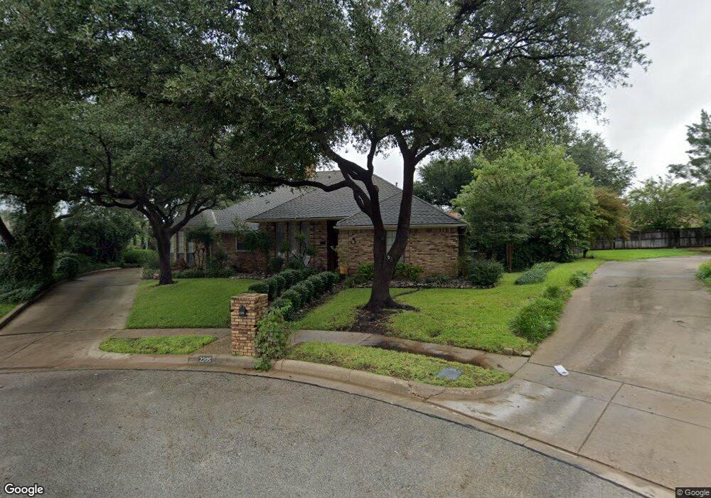2205 Edgewater Ct, Bedford, TX 76021 - photo 1