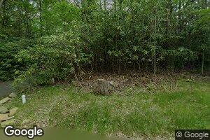 20 Summit Ave, Pocono Manor, PA 18349