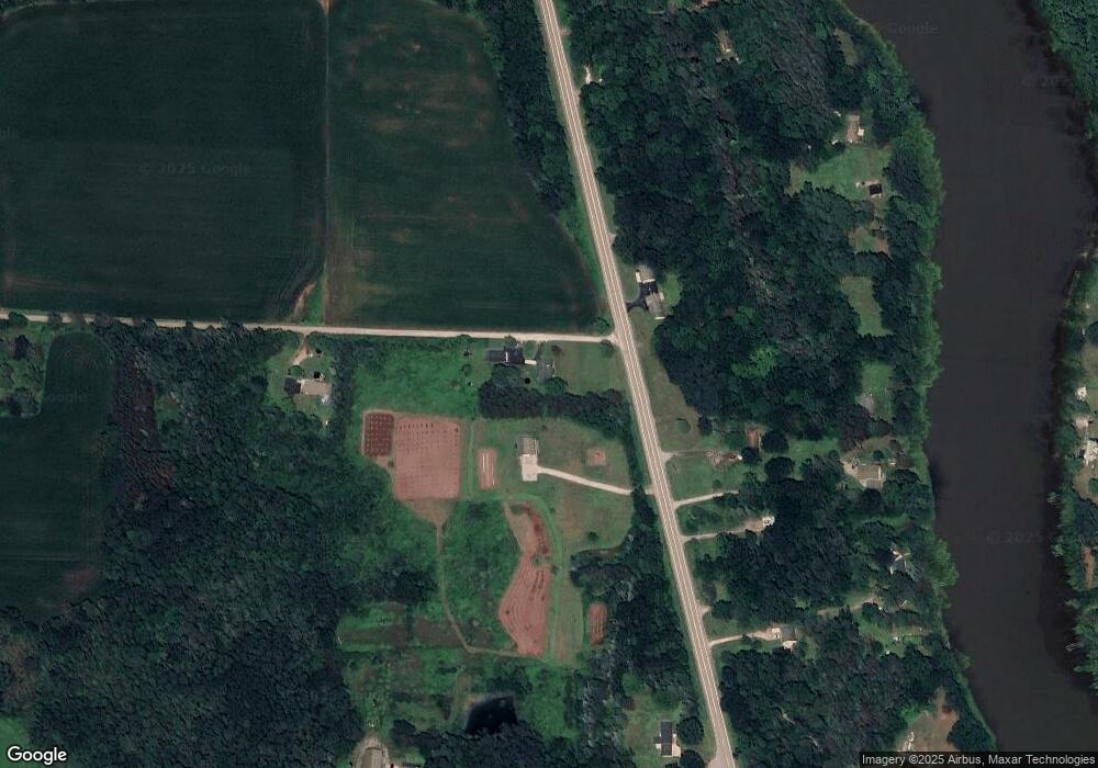 W3015 Hilltop Rd, Marinette, WI 54143 - photo 1