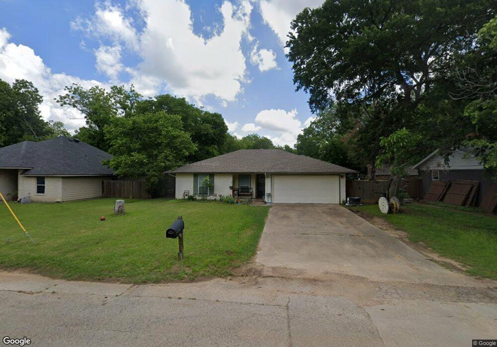 608 Madison St, Cleburne, TX 76033 - photo 1