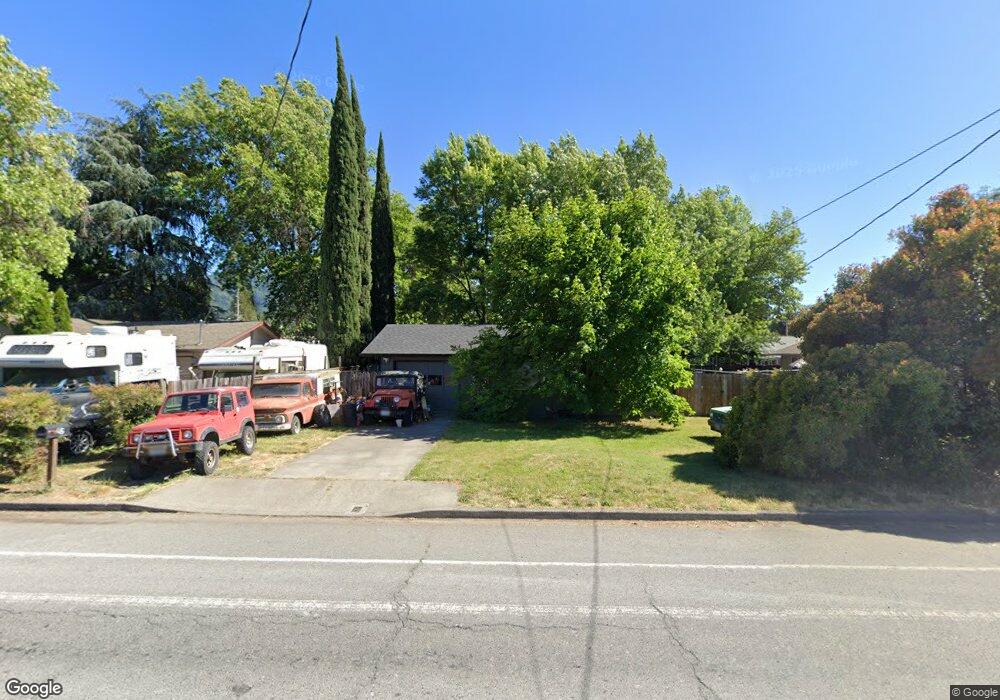 1087 SE M St, Grants Pass, OR 97526 - photo 1