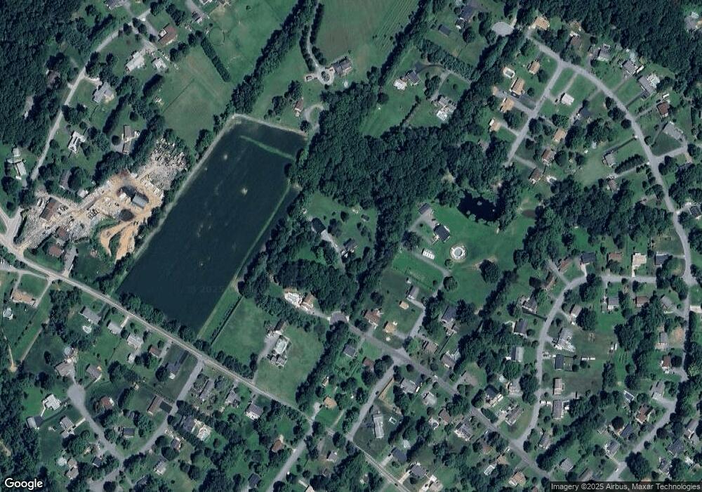 6 W Roosevelt Rd, Sykesville, MD 21784 - photo 1