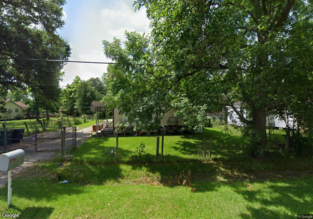 1918 Mcdaniel St, Houston, TX 77093 - photo 1
