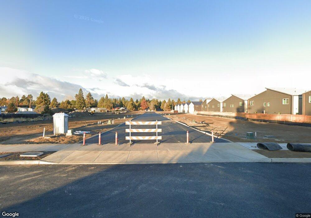 61632 Pettigrew Rd, Bend, OR 97702 - photo 1