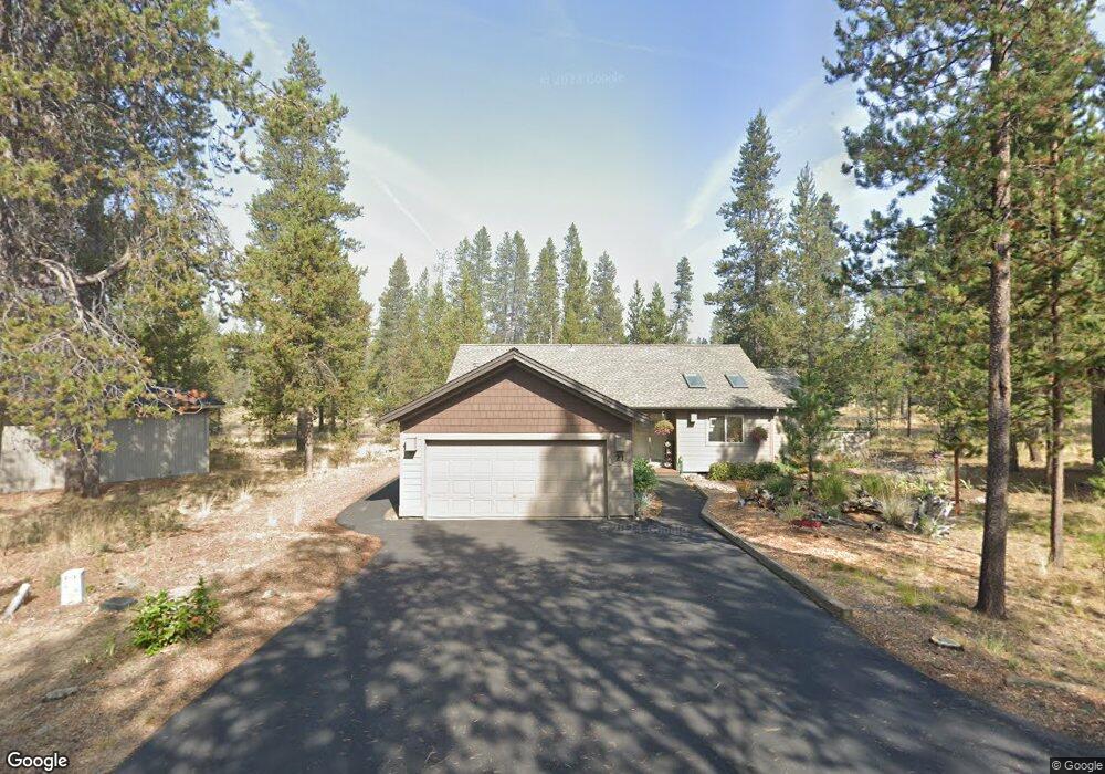 17668 Rogue Ln, Bend, OR 97707 - photo 1
