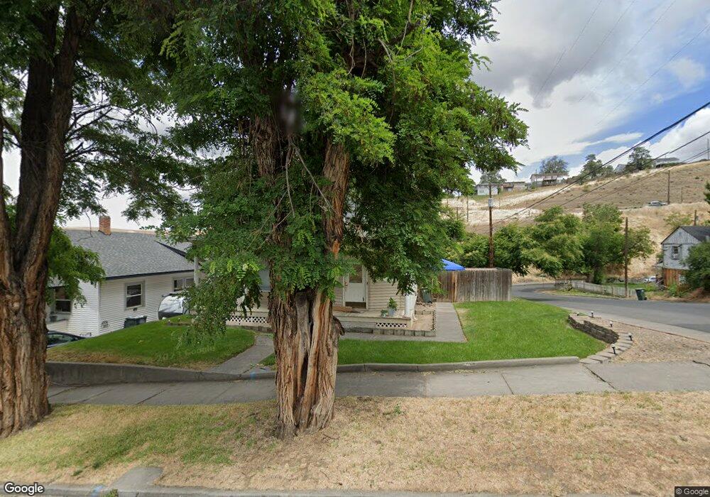 628 SE 3rd St, Pendleton, OR 97801 - photo 1