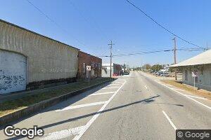 2 W Oak St, McRae-helena, GA 31055