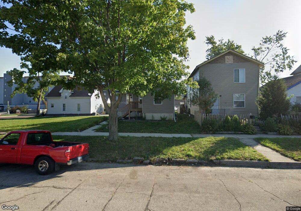 511 2nd St SW, Cedar Rapids, IA 52404 - photo 1