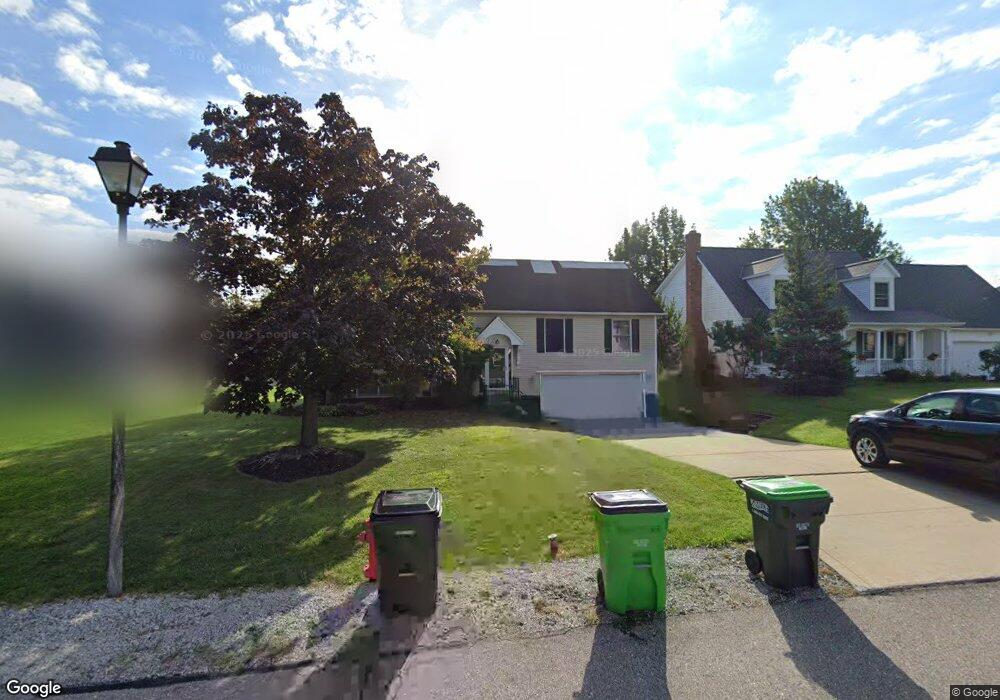 1927 Fairway Dr, Wickliffe, OH 44092 - photo 1