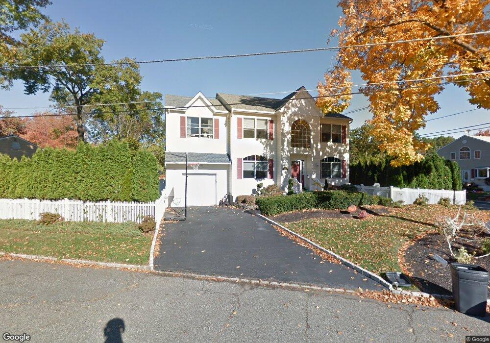 20 Maple Ln, Lake Hiawatha, NJ 07034 - photo 1