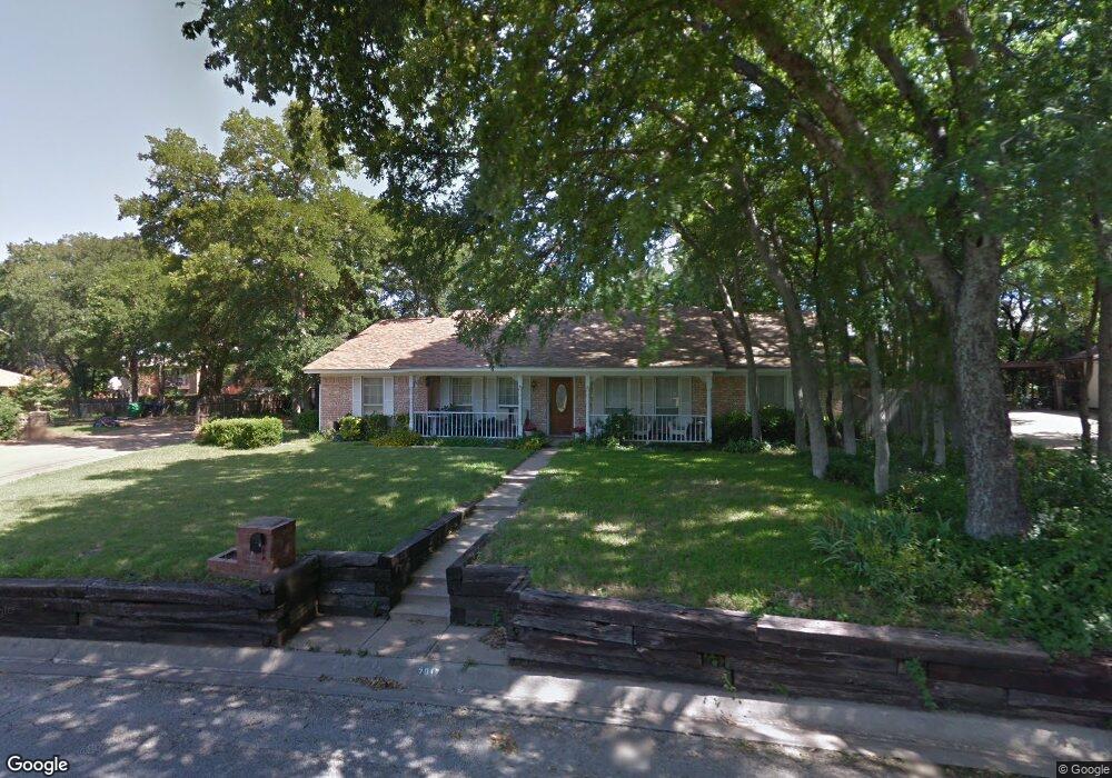 2017 Pembrooke Place, Denton, TX 76205 - photo 1