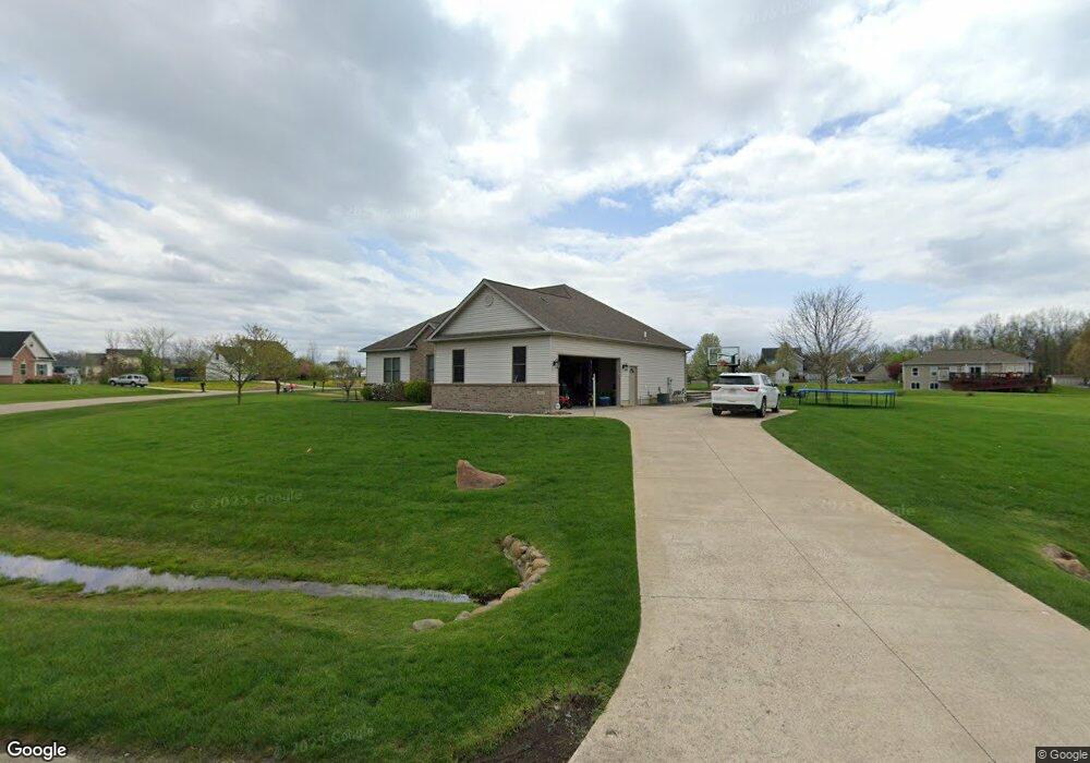 8262 Woodcreek Ct, Swartz Creek, MI 48473 - photo 1