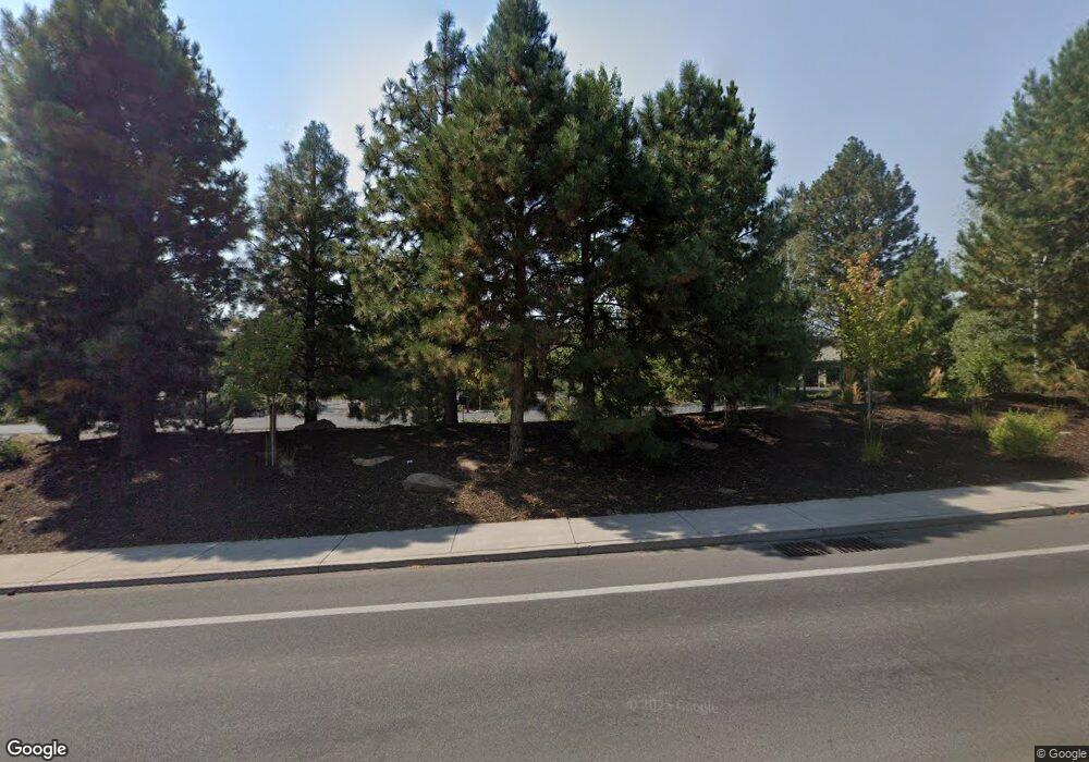 19510 Green Lakes Loop, Bend, OR 97702 - photo 1