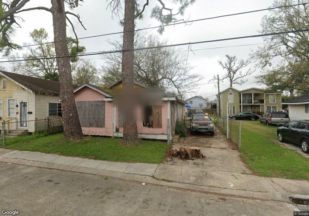 204 Naquin St, Houma, LA 70360 - photo 1
