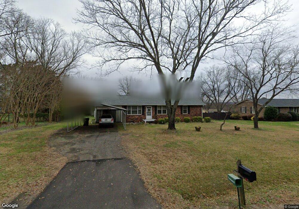 702 S Danzler Rd, Duncan, SC 29334 - photo 1