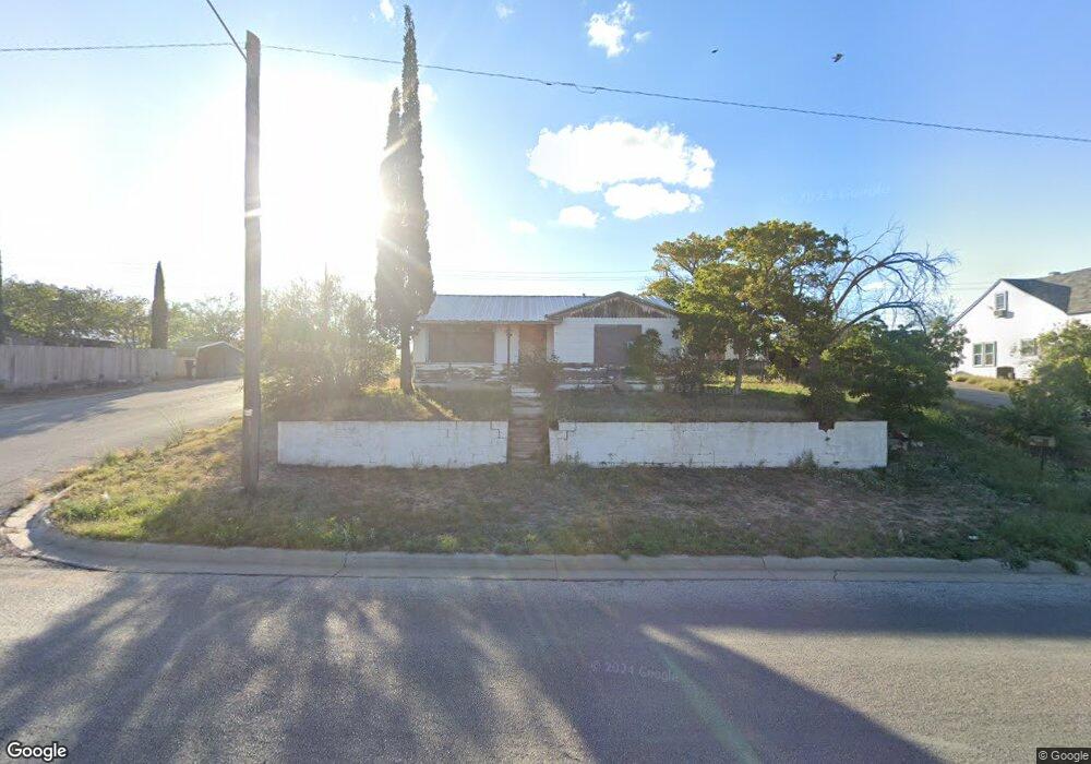 1110 Scurry St, Big Spring, TX 79720 - photo 1