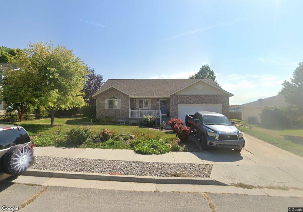 402 E 400 S, Smithfield, UT 84335 - photo 1