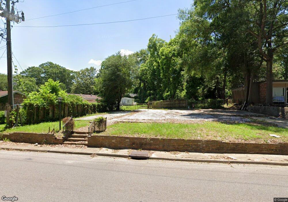 1312 W 10th St, Laurel, MS 39440 - photo 1