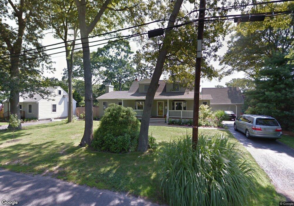 477 3rd Ave, Bayport, NY 11705 - photo 1