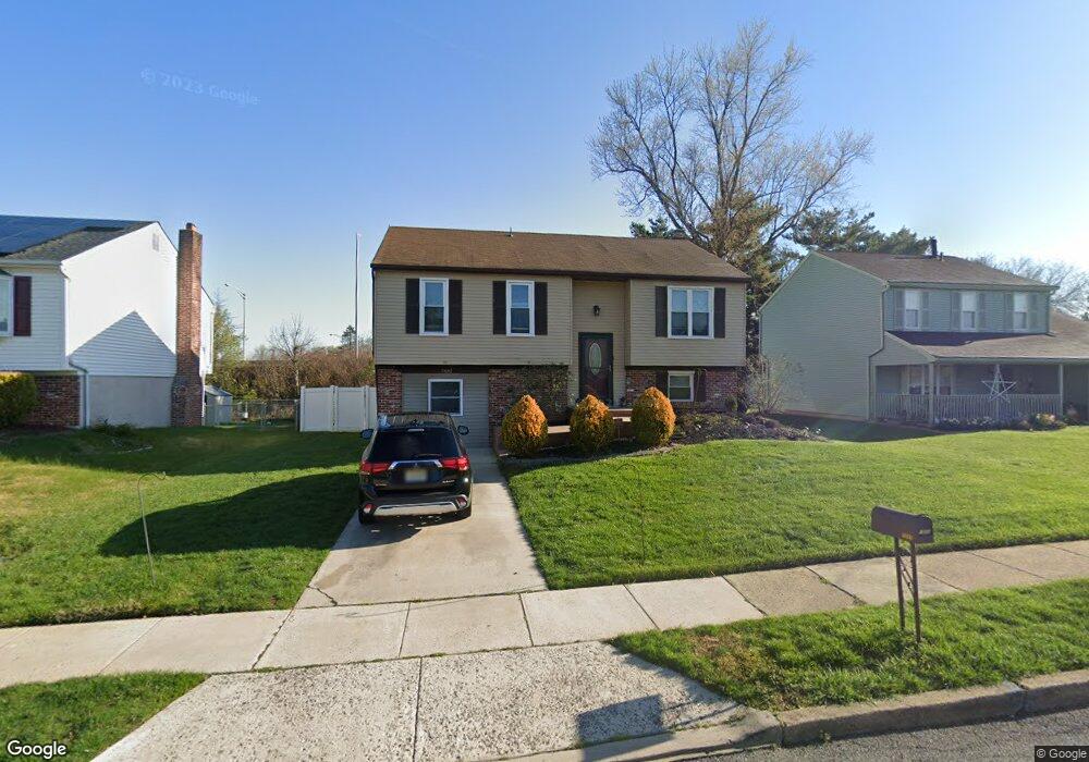 7881 Greenbrier Rd, Pennsauken, NJ 08109 - photo 1