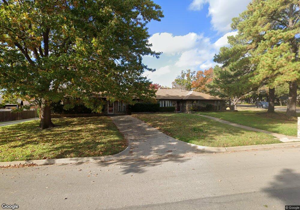 1013 Longridge Dr, Denton, TX 76205 - photo 1