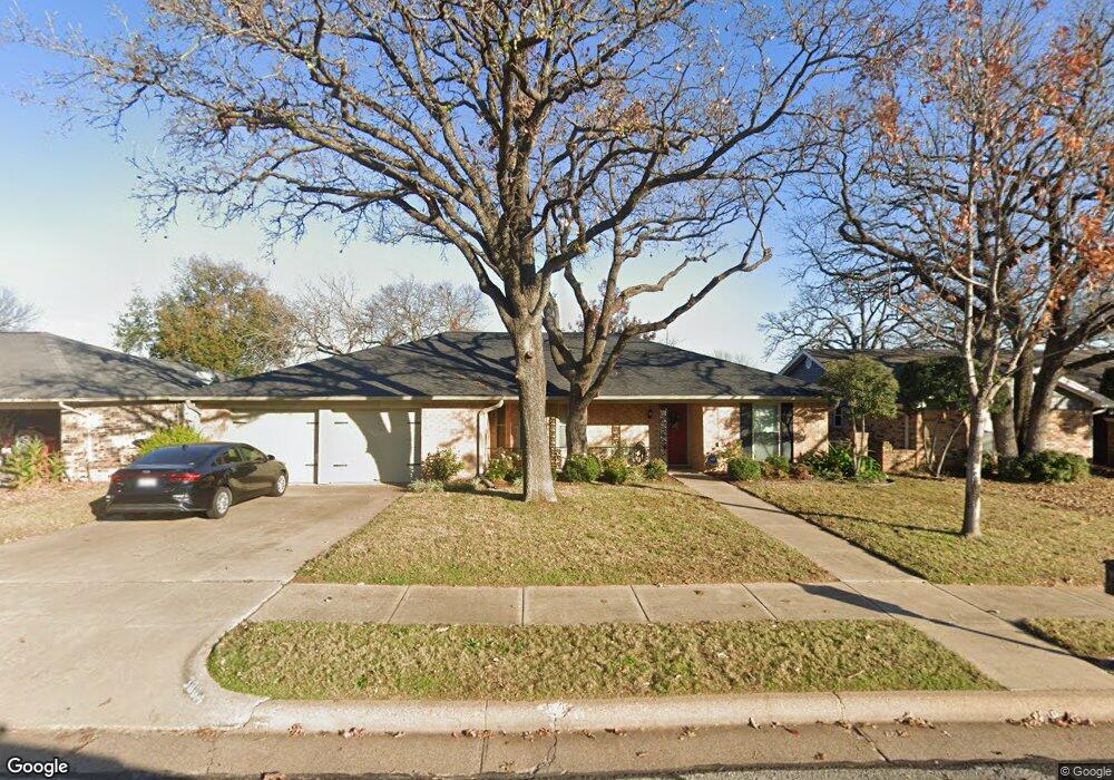 3004 Oak Valley Dr, Bedford, TX 76021 - photo 1