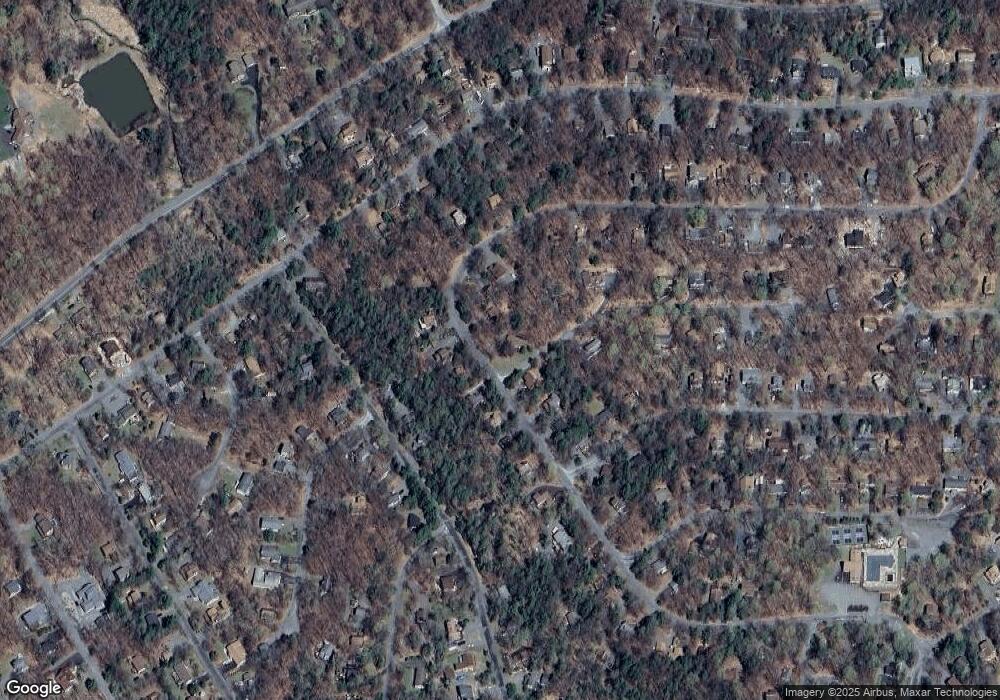 104 Canary Ln, Lake Ariel, PA 18436 - photo 1