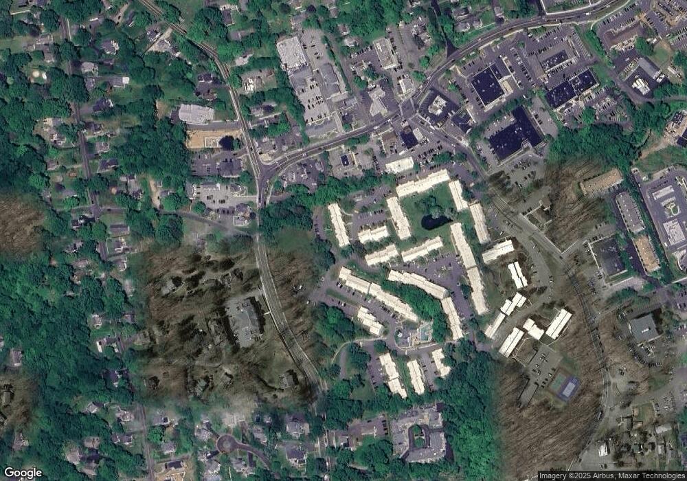 2 Stebbins Close, Ridgefield, CT 06877 - photo 1