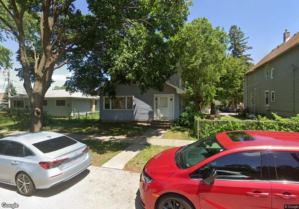 1939 Pine St, Des Plaines, IL 60018 - photo 1