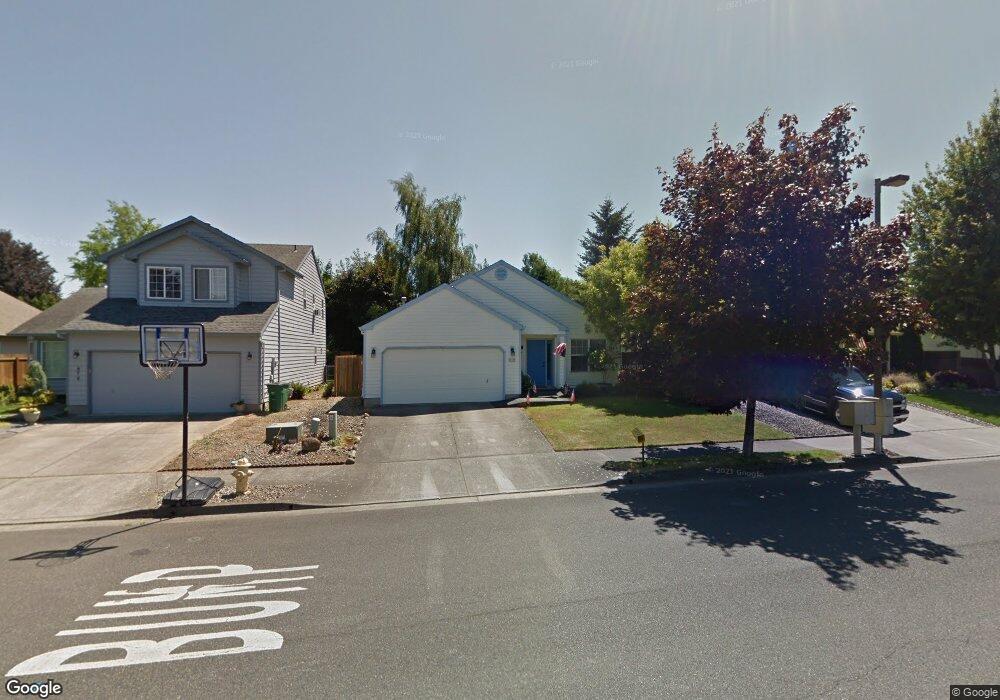 890 SW 12th St, Troutdale, OR 97060 - photo 1