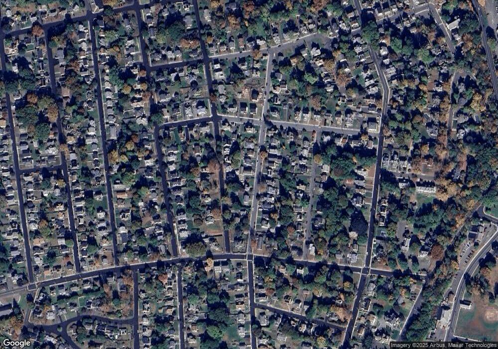 120 Walnut St unit 2ND F, Naugatuck, CT 06770 - photo 1