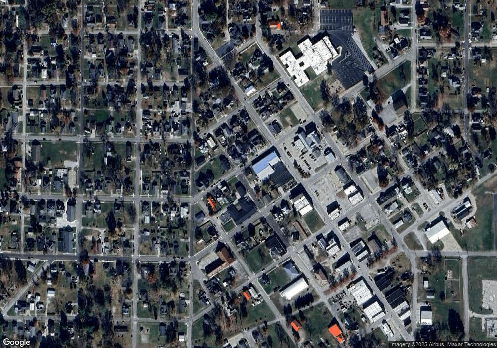 117 W 4th St, Bicknell, IN 47512 - photo 1