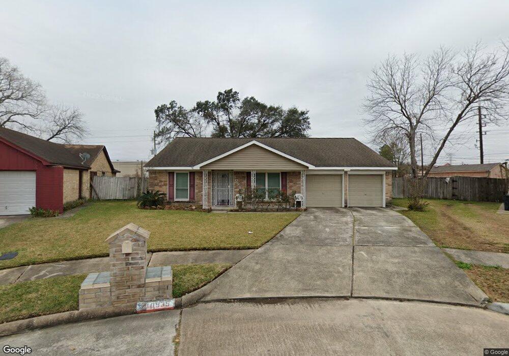 10935 Mackenzie Dr, Houston, TX 77086 - photo 1