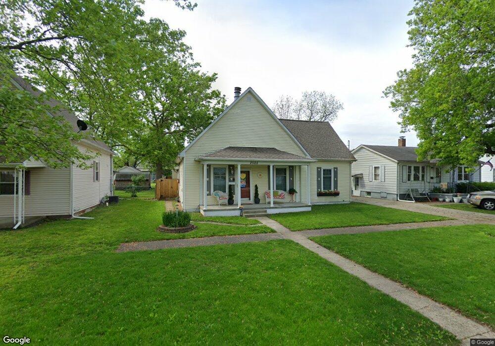 2505 Moultrie Ave, Mattoon, IL 61938 - photo 1