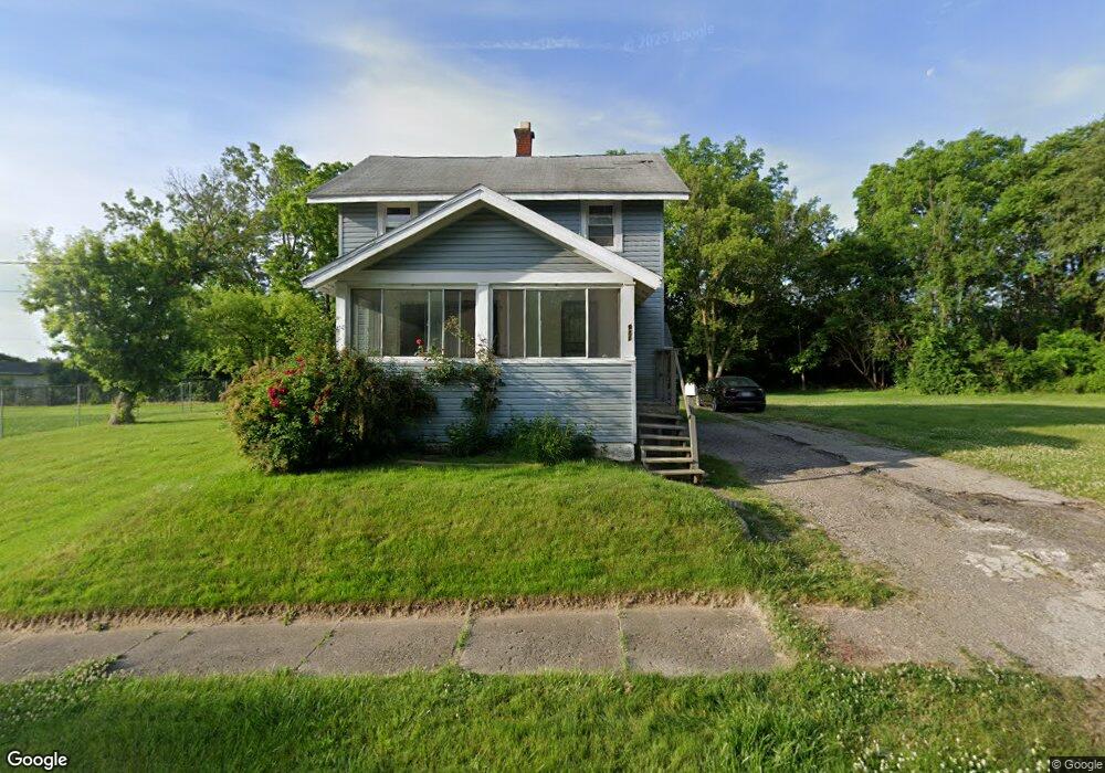 910 E Bundy Ave, Flint, MI 48505 - photo 1