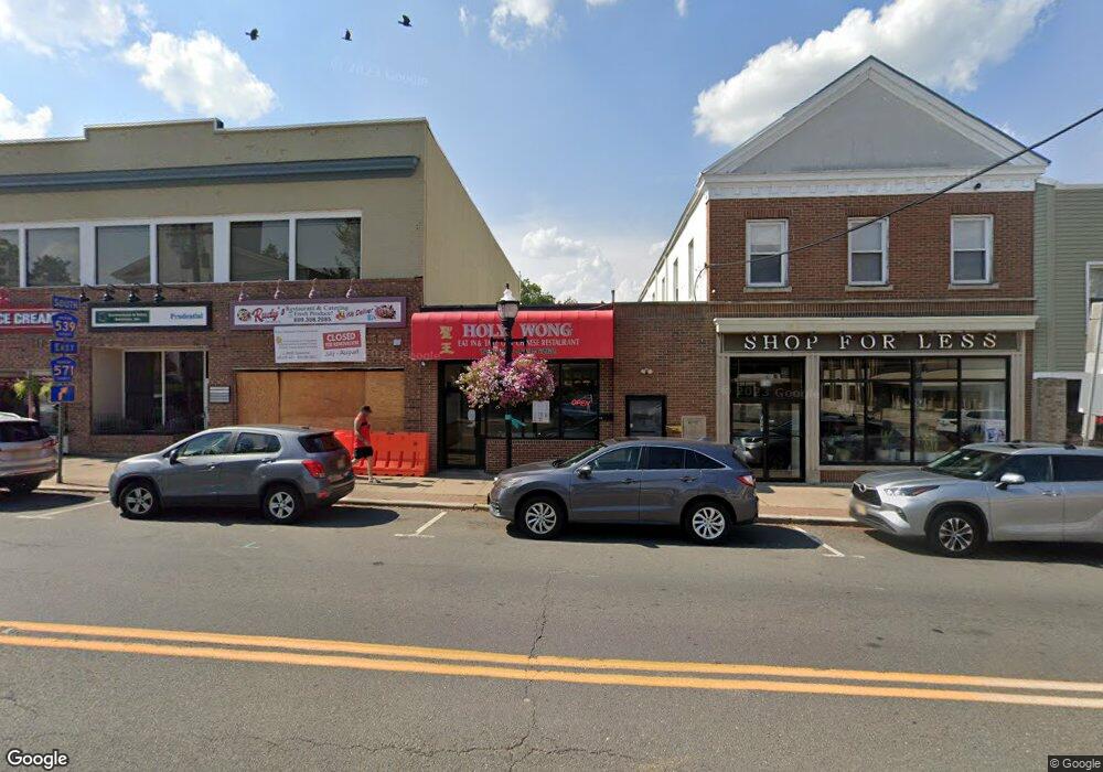 125 Railroad Ave unit 5, Hightstown, NJ 08520 - photo 1