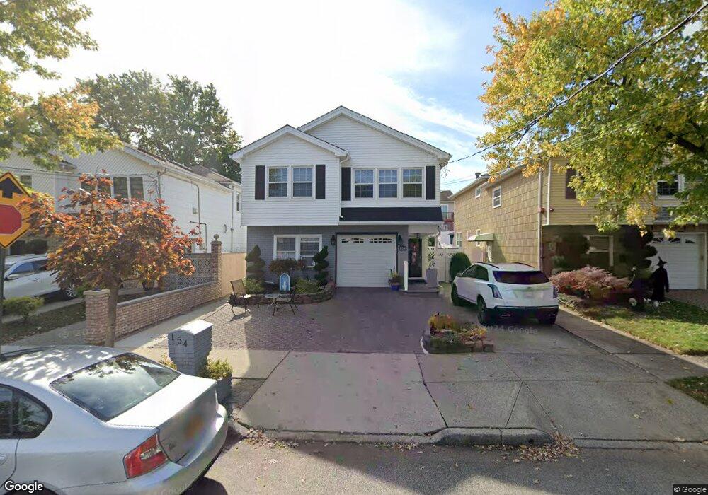 154 Charleston Ave, Staten Island, NY 10309 - photo 1