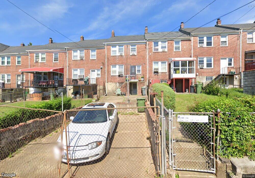 1009 Wildwood Pkwy, Baltimore, MD 21229 - photo 1