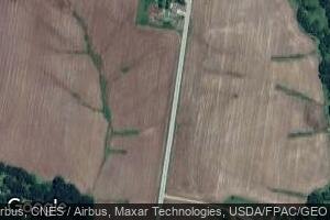 7442 N Main St, East Dubuque, IL 61025