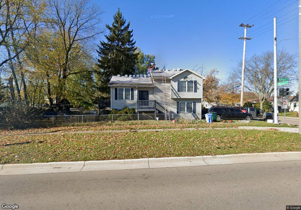 1109 W Barnes Ave, Lansing, MI 48910 - photo 1