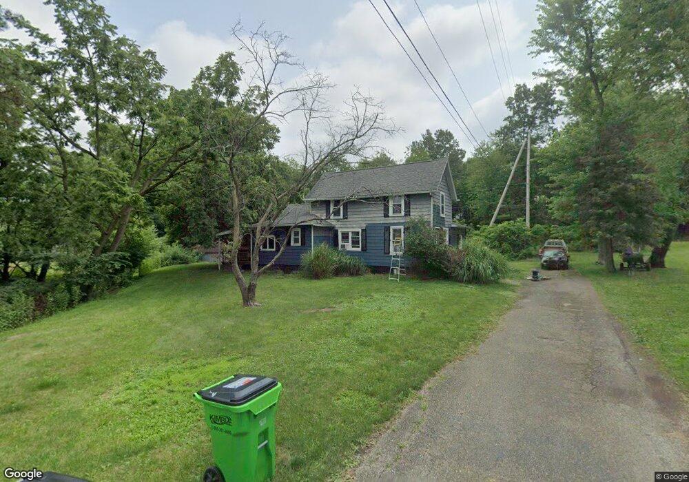 1004 Ivy St, Coshocton, OH 43812 - photo 1