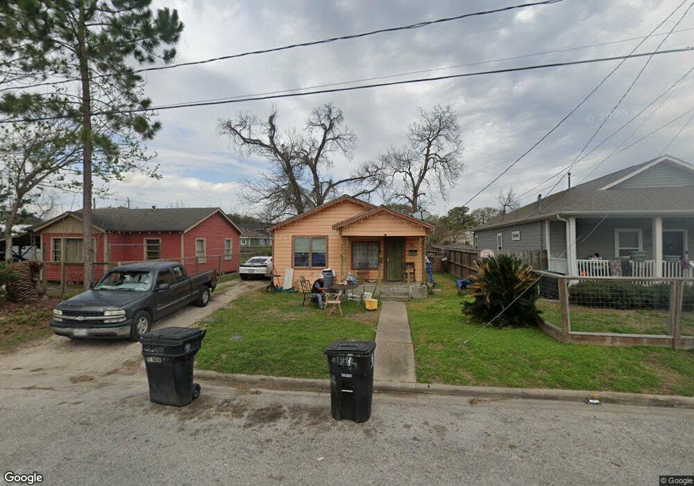 1411 Tarley St, Houston, TX 77009 - photo 1